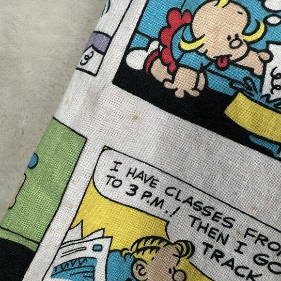 VTG Funnays Comic Strip Shorts Red Men’s Size XL 8” Inseam Elastic Waist - Picture 3 of 8